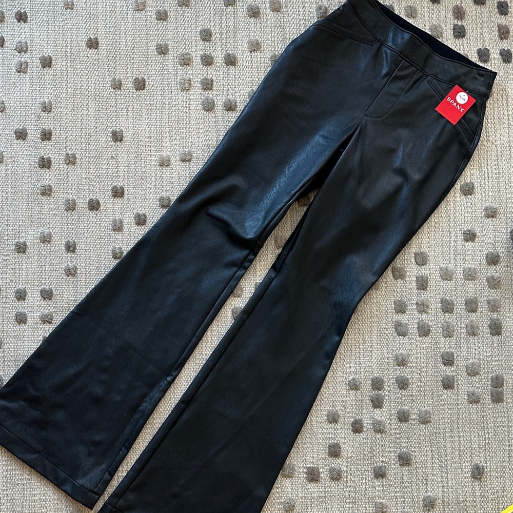 NWT SPANX Faux leather Black flare Wide Leg Jeans extra small petite